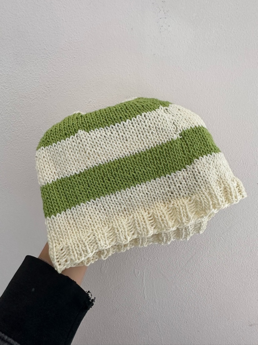 Unisex Striped Knit Beanie Hat - Green & Cream